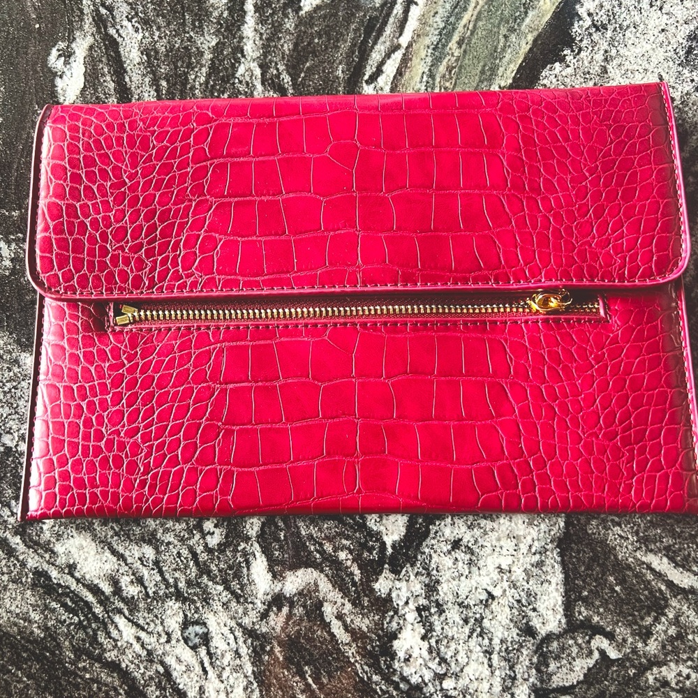 Magenta Clutch